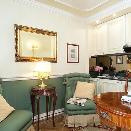 Petit Palais Hotel De Charme Mailand Zimmer foto