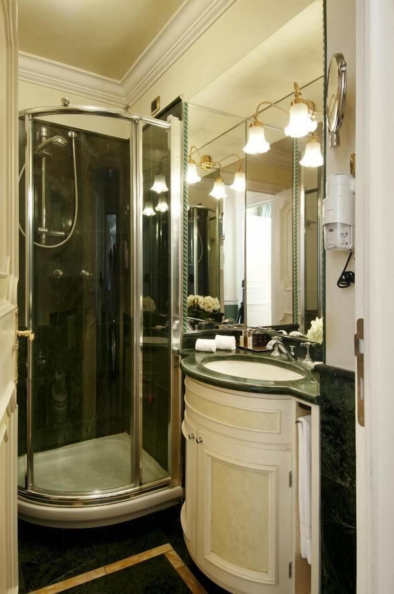 Petit Palais Hotel De Charme Mailand Zimmer foto